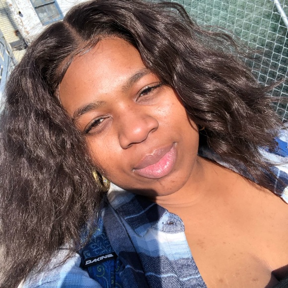 Meet your Posher, Ashaunai - Picture 7 of 17